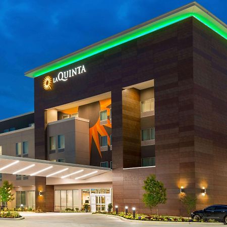 La Quinta By Wyndham Richmond-Sugarland Hotel Exterior photo